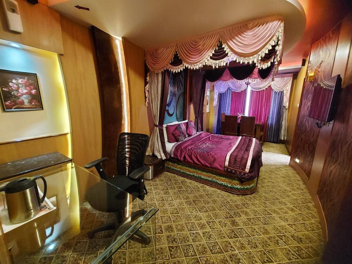 Astoria Residency Hotel Ооти Екстериор снимка