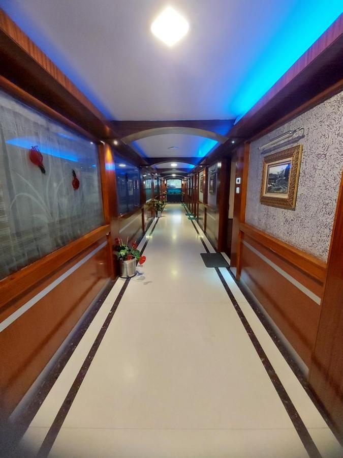 Astoria Residency Hotel Ооти Екстериор снимка