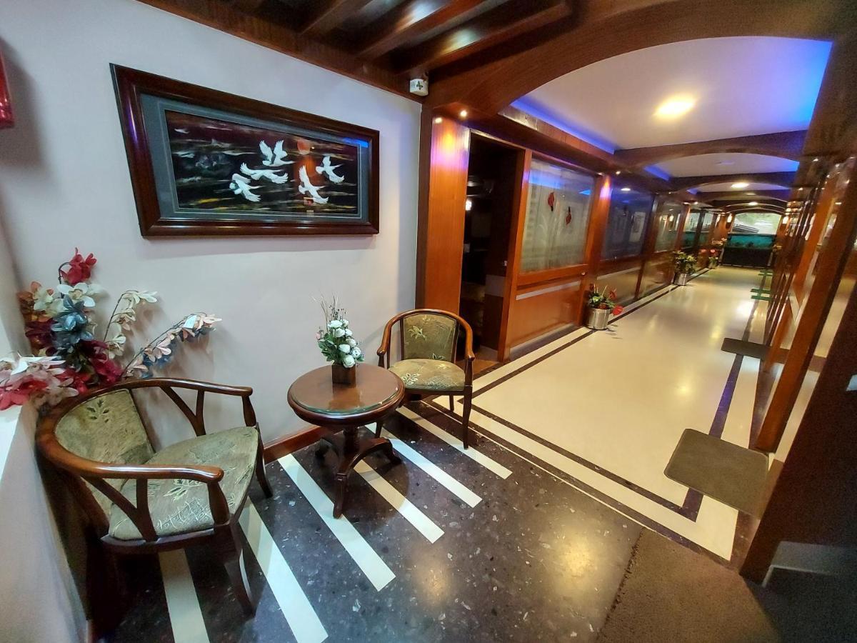 Astoria Residency Hotel Ооти Екстериор снимка