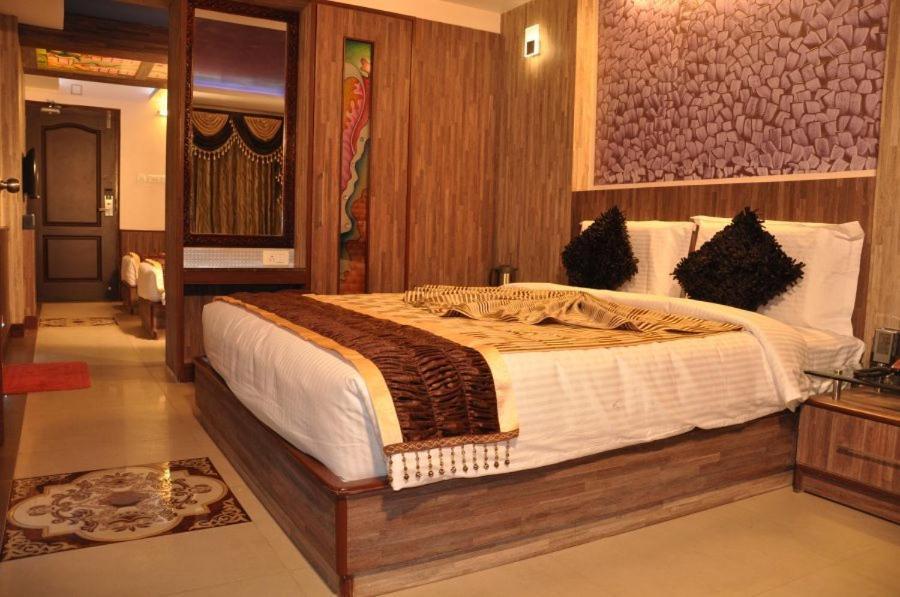 Astoria Residency Hotel Ооти Стая снимка